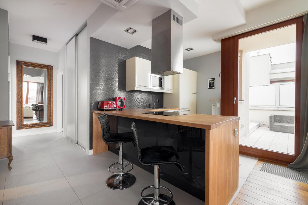 Hlonda Deluxe Apartment With Terrace Warszawa Exteriör bild